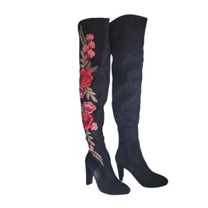 Tall, high hill boots with embroidery- roses