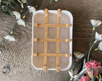Bamboo Soap Holder - Bamboo Soap Dish - Bamboo Soap Bar Lift Holder - Soap Dish with Drain - Zero Waste Soap Dish - Soap Saver