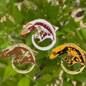 Harde emailspeld kuifgekko - reversspeldjes/badges reptielen