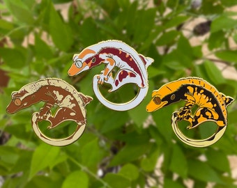 Crested Gecko Hard Enamel Pin - Reptile lapel pins/badges