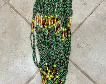 Handmade Ifá Beaded Necklace: Nigerian Gala Jewelry