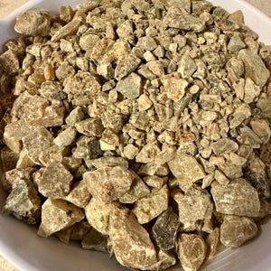 Ikun Ojia (African Copal Balsam resin) 1 ONZ.
