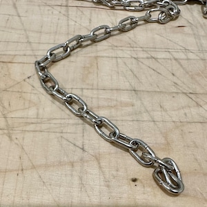 Ide Ogun (Ogun bracelet)