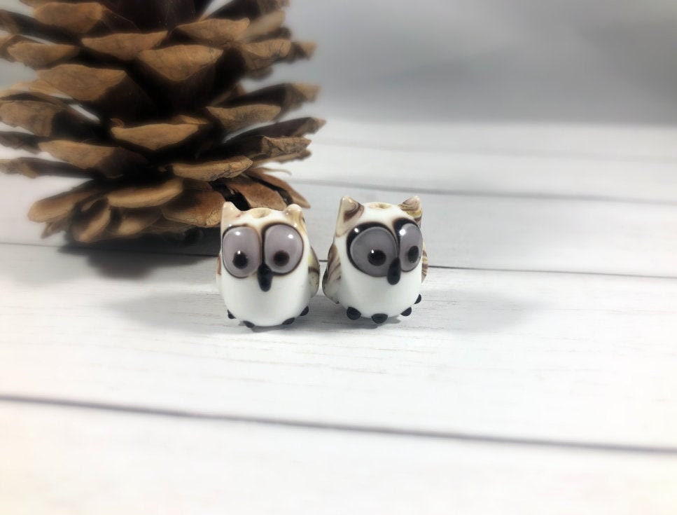 White Owl Lampwork Beads, 16x12mm Woodland Owl Lamp Work Beads, Glass Owl Beads - Qty 2 pcs