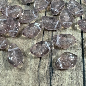 Light Amethyst Wavy Leaf Beads, Czech Glass Leaves, 14x9mm Transparent Lavender Purple Etched Leaves, Nature Beads - Qty 25 pcs