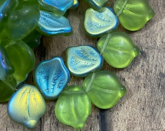 15x12mm Czech Glass Peony Petal Beads, Transparent Green AB Flower Beads, Spring Green Flower Petals, Nature Beads - Qty 15 pcs