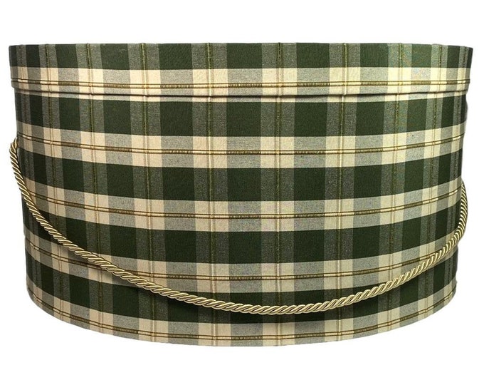 18”x9” MEN'S Hat Box in Green and Tan Plaid Fabric