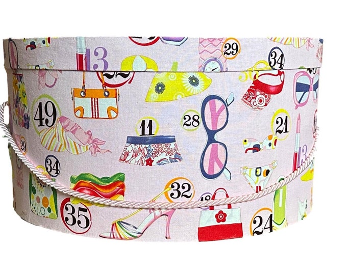 Extra Large 18”x9” Hat Box in Pink Women’s Accessories Fabric