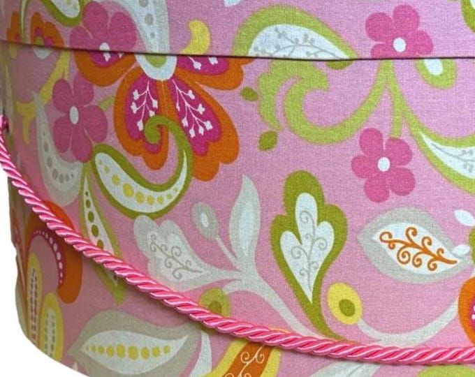 Extra Large 18”x9” Hat Box in Vintage Pink Fabric