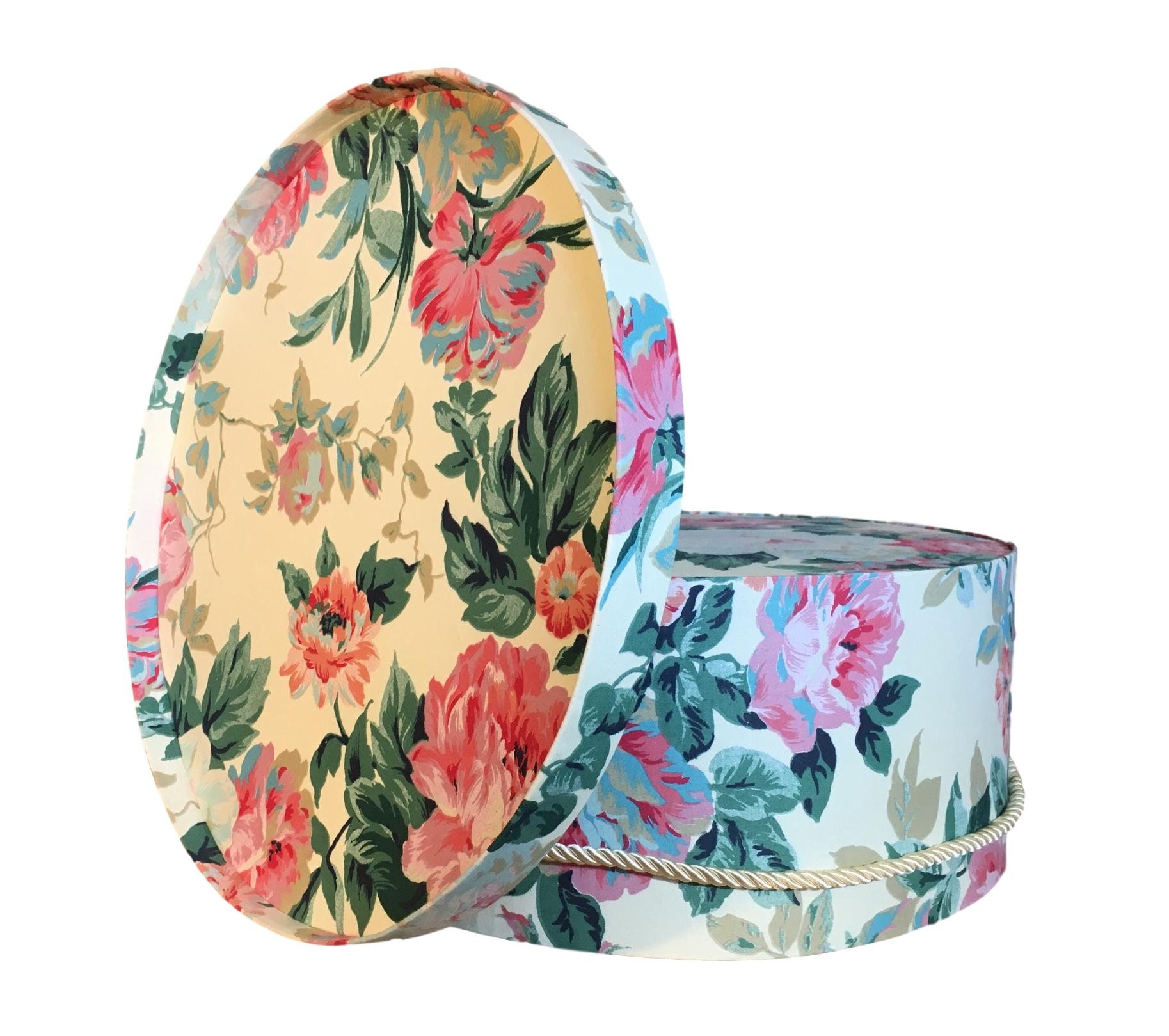Extra Large 20” Hat Box in Floral On Buttercream Fabric