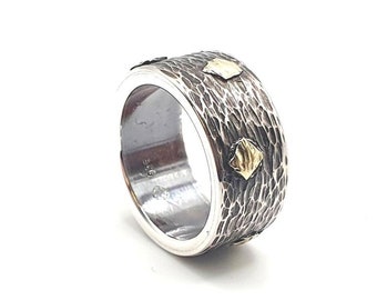 Unique silver ring with gold leaves