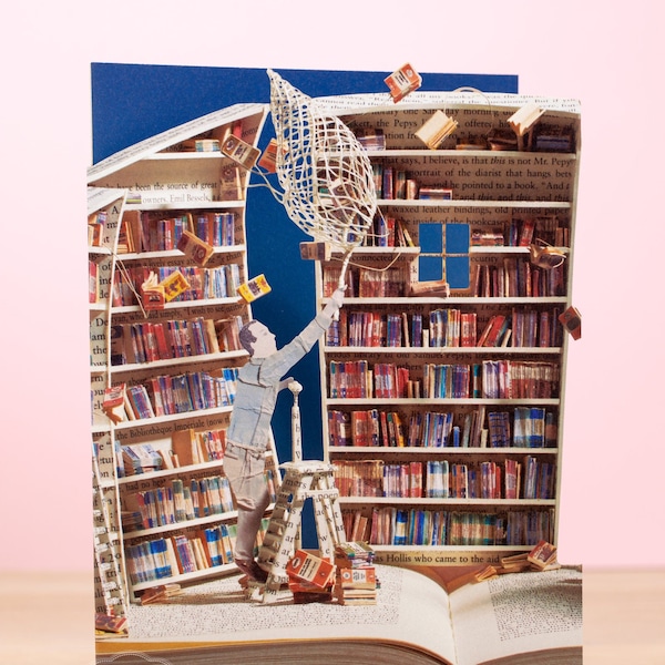 Carte de voeux pour amoureux des livres - carte d'anniversaire - cadeau d'étagères de livres découpé au laser pour bibliothécaire - cadeaux de lecteur de rat de bibliothèque