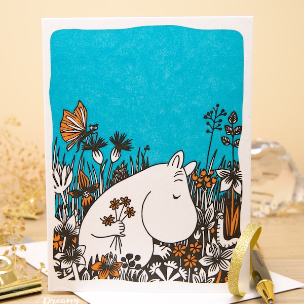 Moomin with Flowers Greeting Card - Floral Moomin Mothers Day Card For Mum - Moomin Mothers Day Gift Made in UK