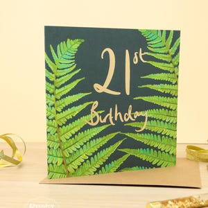 Cartão de aniversário tropical de 21 anos feito no Reino Unido - Cartão com design de folha de palmeira - Presente de aniversário de 21 anos