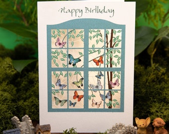 Carte d'anniversaire papillons et vignes découpée au laser - carte de joyeux anniversaire en papier découpé pour elle - oeuvre d'art de carte d'anniversaire de maman