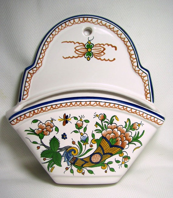 Peint Main DECOR ROLLEN French Faience Hand Painted Wall Pocket Vase 8.3 Peint Main DECOR ROLLEN French Faience Hand Painted Wall Pocket Vase 8.3