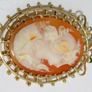 Artemis Diana the Huntress Moon Goddess Antique Victorian Hand Carved Shell Cameo Vintage 14K Gold Pendant image 5