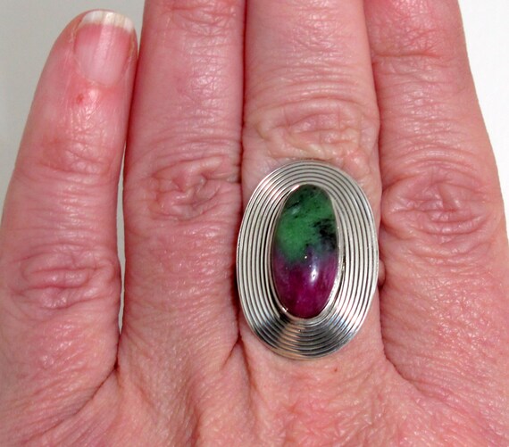 Bezel Set Oval Ruby with Zoisite Ring Jewelry Ste… - image 10