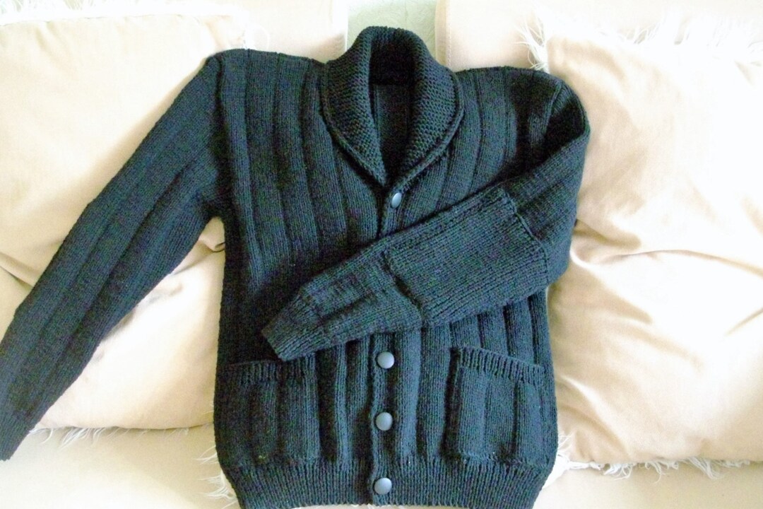 Handgestrickte Wollmischung Schalkragen Herren Strickjacke mit Ellbogen  Patches