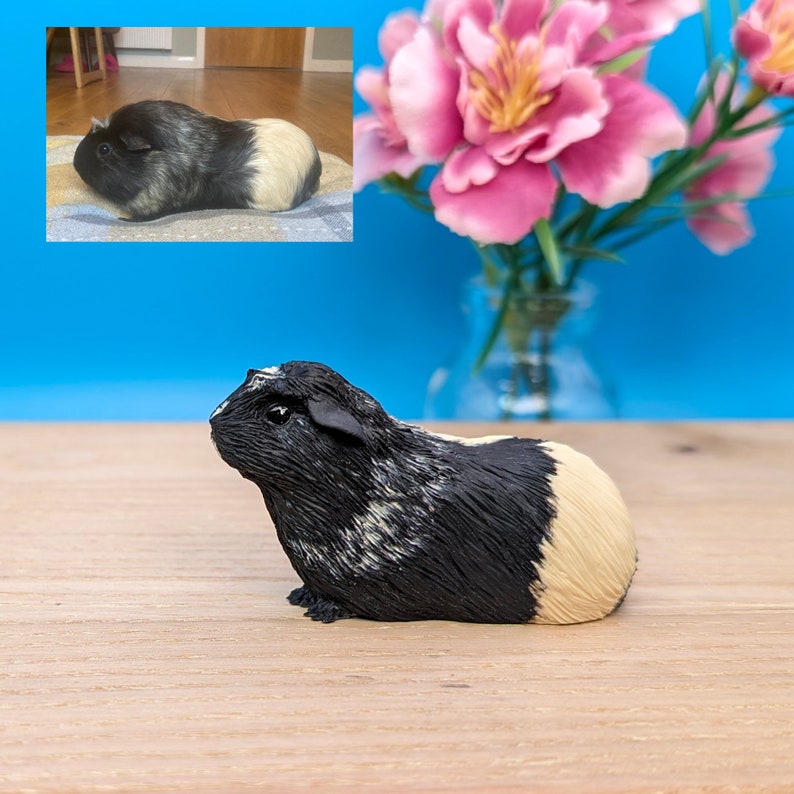 Personalised Mini Guinea Pig Figurine, Pet Memorial Gift, Personalised Pet Portrait, Miniature Ornament Standing Guinea Pig