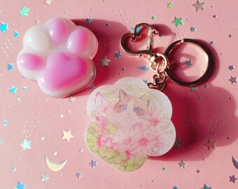 Cat paw keychain, Cat keychain, Cat paw, Lucky Cat, Four leaves clover, toe beans, cat lover gift