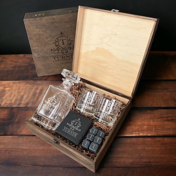 Whiskey Decanter Set, Dad Gift, Gift For Dad, Engraved Decanter, Glass Decanter, Whiskey Glasses, Whiskey Decanter, Gift For Him, Boyfriend