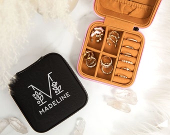 Custom Jewelry Box, Travel Jewelry Case, Bridesmaid Jewelry Box, Gift for Mom, Birthday Gift, Mother's Day Gift, Maid of Honor Gift