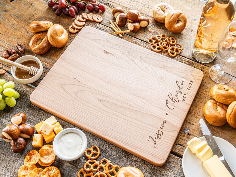 Custom Cutting Board, Engraved Bamboo Wedding Cutting Board, Engraved Anniversary Gift, Personalized Wedding Gift,Custom Wooden Chopping zdjęcie 3