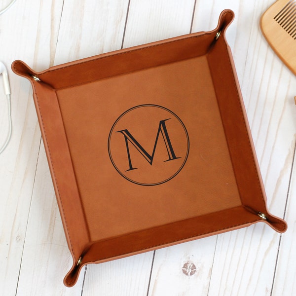 Monogrammed Valet Tray, Engraved Valet Snap Tray, Personalized Leather Tray, Catch All Tray, Gift For Him, Gift For Dad, Desk Caddy, Office