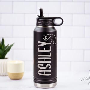 Botella de agua de enfermera personalizada, regalo RN, vaso personalizado con pajita, las enfermeras son una obra de corazón, regalo para el médico, botella de agua personalizada imagen 8