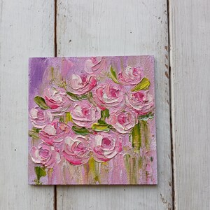 Mini pintura de rosas Pequeña pintura al óleo floral Flores empastadas Regalo para mamá Flores en miniatura Regalo de cumpleaños para un amigo Obra de arte de rosas imagen 10