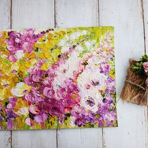 Arte abstracto en lienzo pequeño, mini pintura rosa, obra de arte empastada, arte abstracto floral, arte de campo de flores de pradera, decoración de apartamentos imagen 5