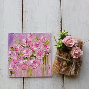 Mini pintura de rosas Pequeña pintura al óleo floral Flores empastadas Regalo para mamá Flores en miniatura Regalo de cumpleaños para un amigo Obra de arte de rosas imagen 7