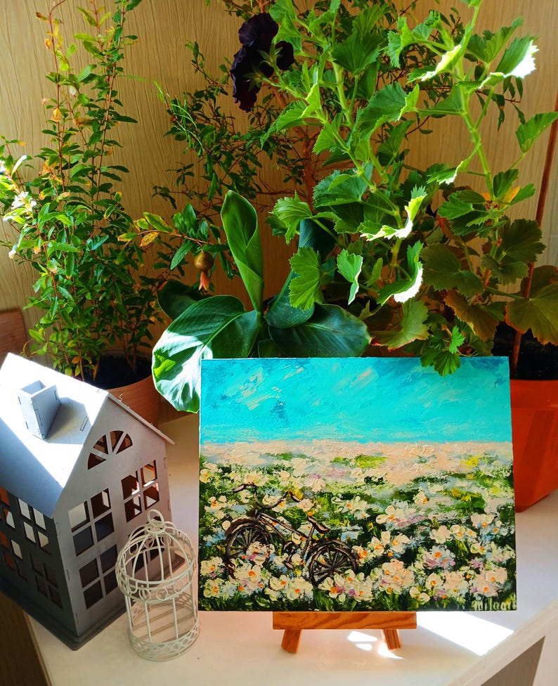 Fahrrad im Blütengarten Miniatur-Ölgemälde Impasto Landschaft Provence Kunst Bauernhof Landschaft Hinterhofgarten Kleine Blumenmalerei Bild 6