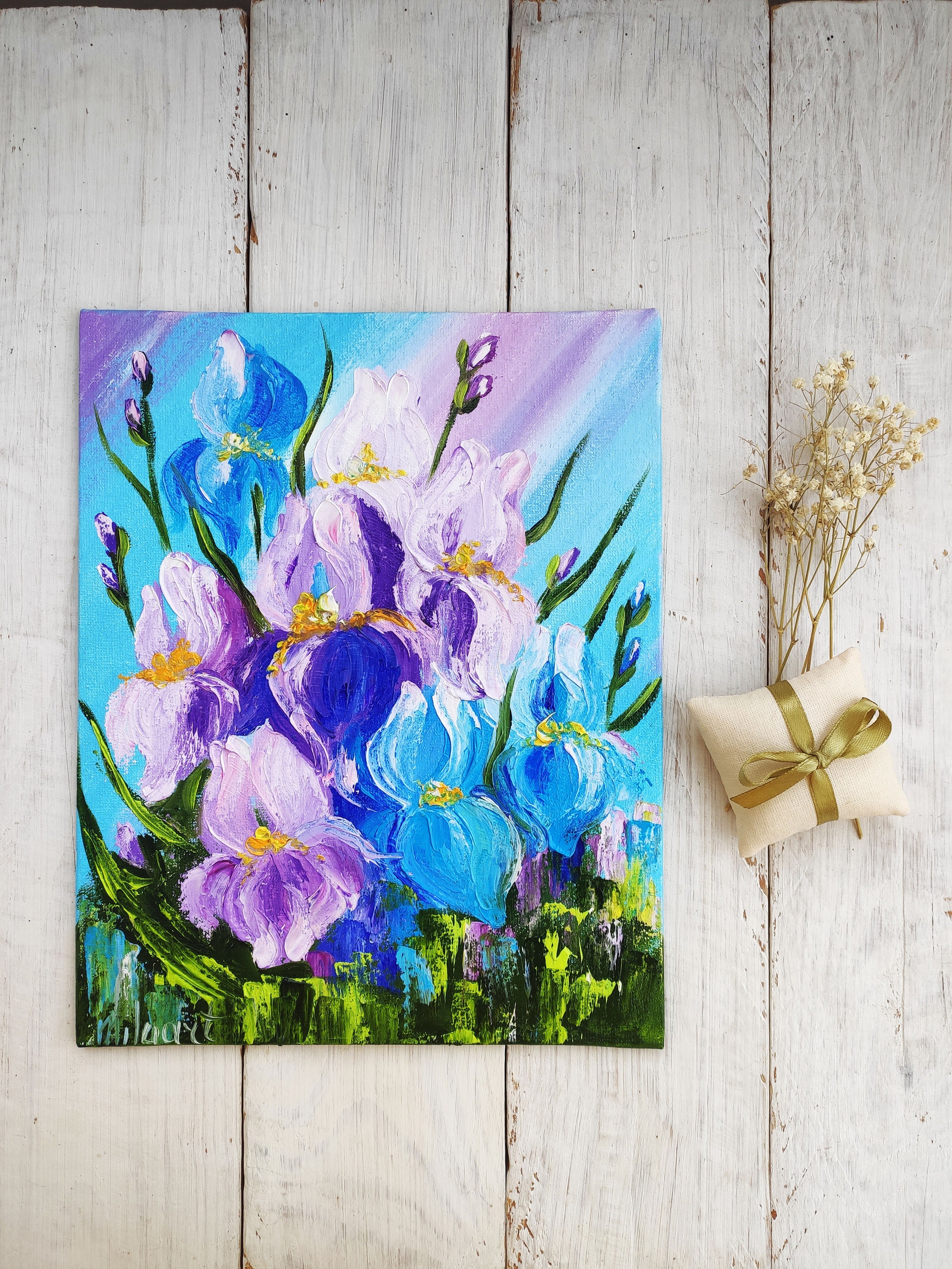 アイリスの花の絵画 インパストアートワーク 草原の花の静止抽象