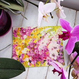 Arte abstracto en lienzo pequeño, mini pintura rosa, obra de arte empastada, arte abstracto floral, arte de campo de flores de pradera, decoración de apartamentos imagen 11