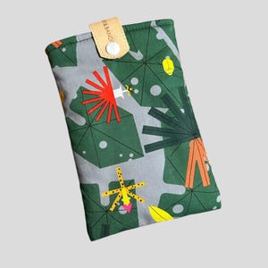 Padded Phone Sleeve| Fabric Phone Cover| Modern Print Phone Cover| Phone Case | Handmade Smart Phone Cover