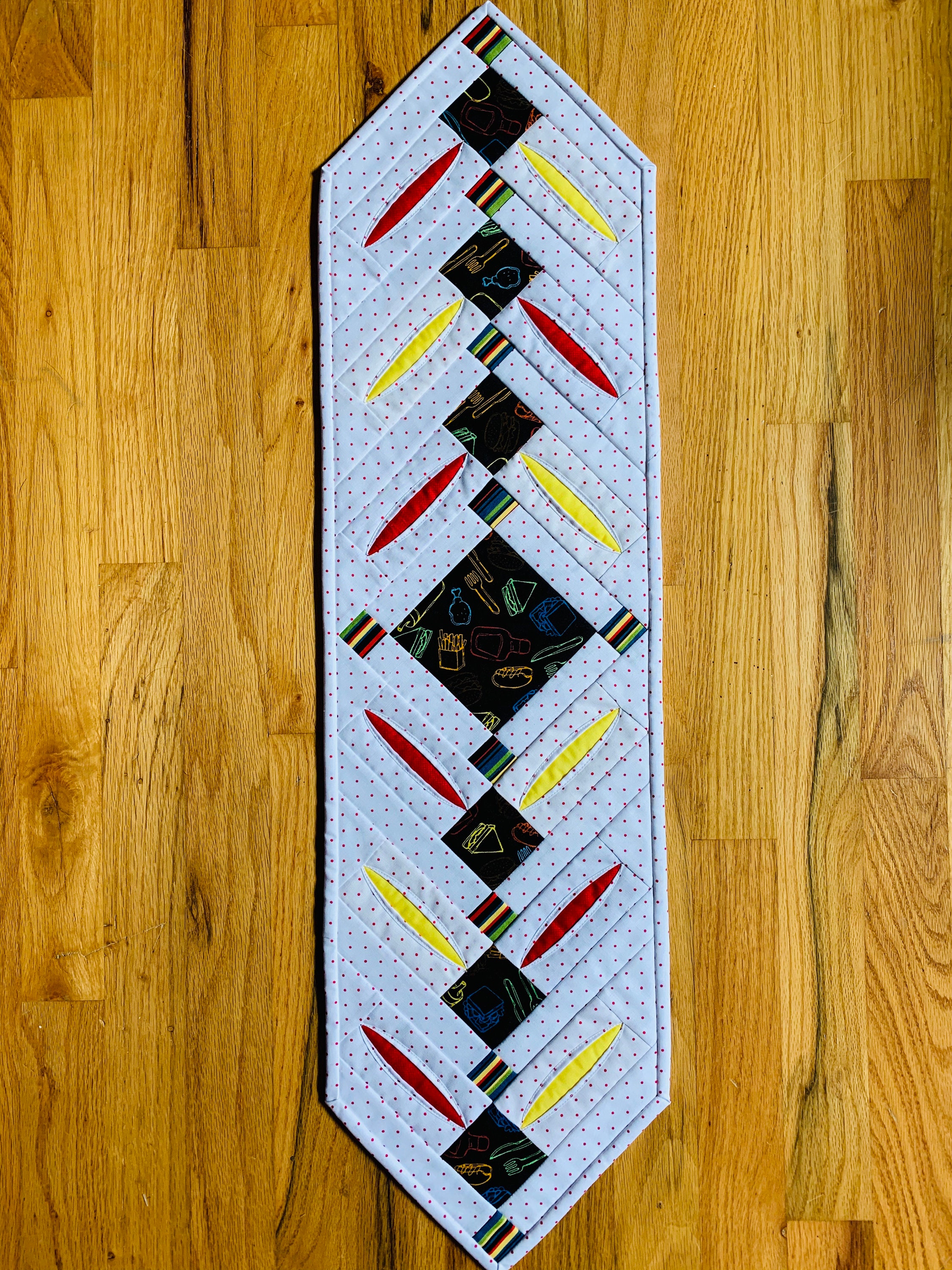 Table runner Etsy
