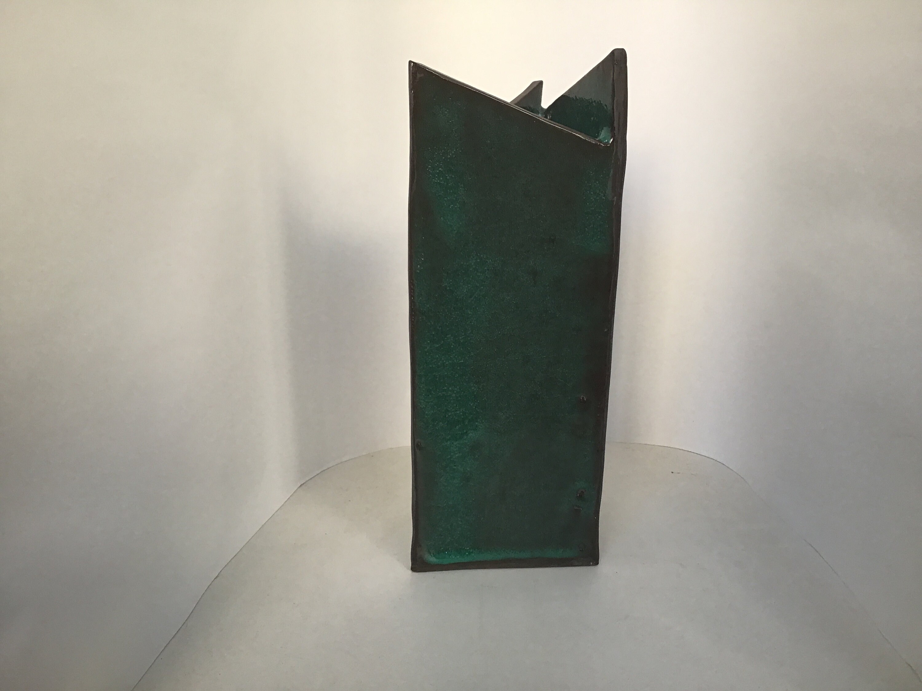Vase en Céramique Faïence Noire Émaillé Vert Bouteille