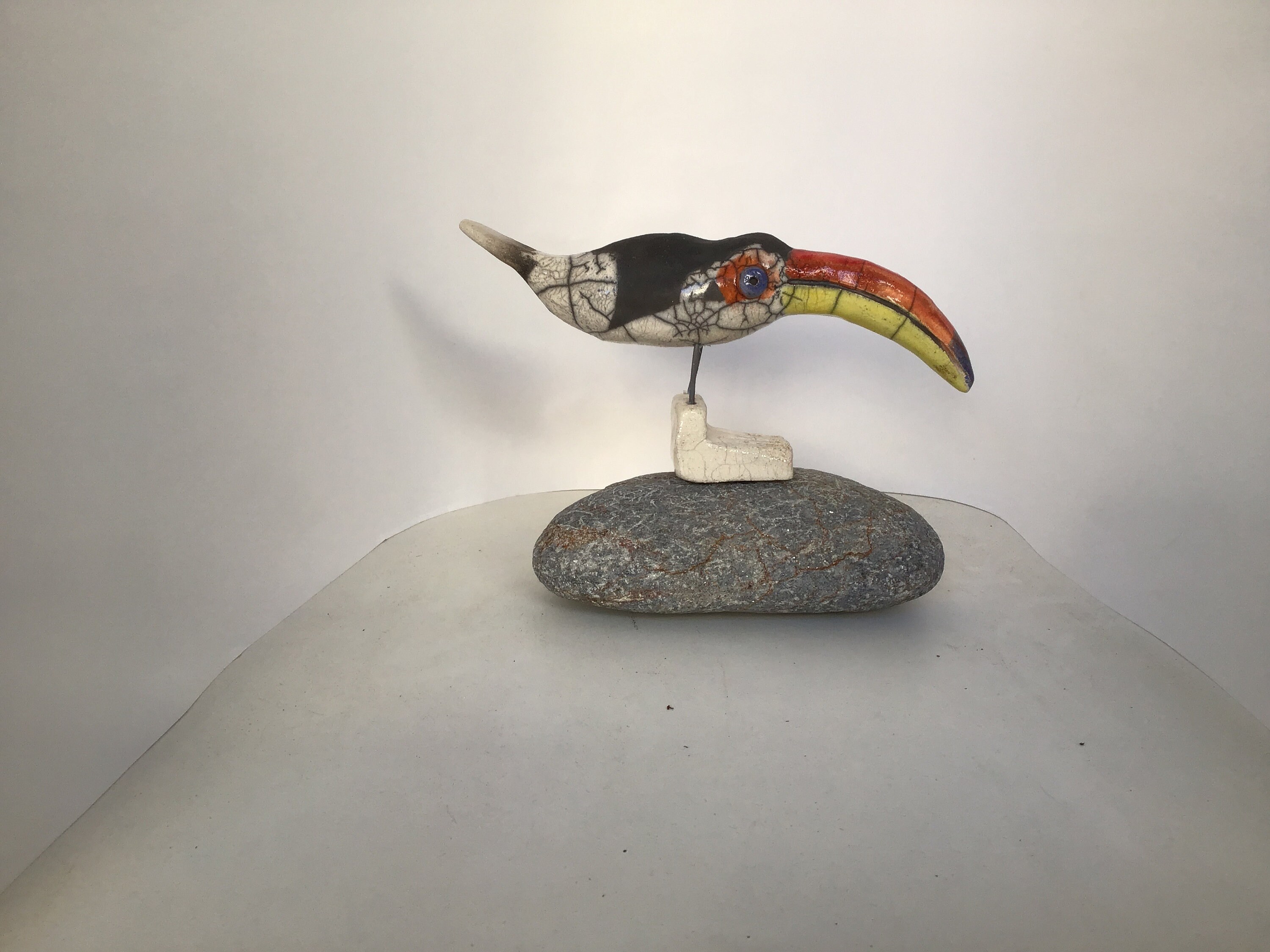 Oiseau Toucan en Céramique Raku
