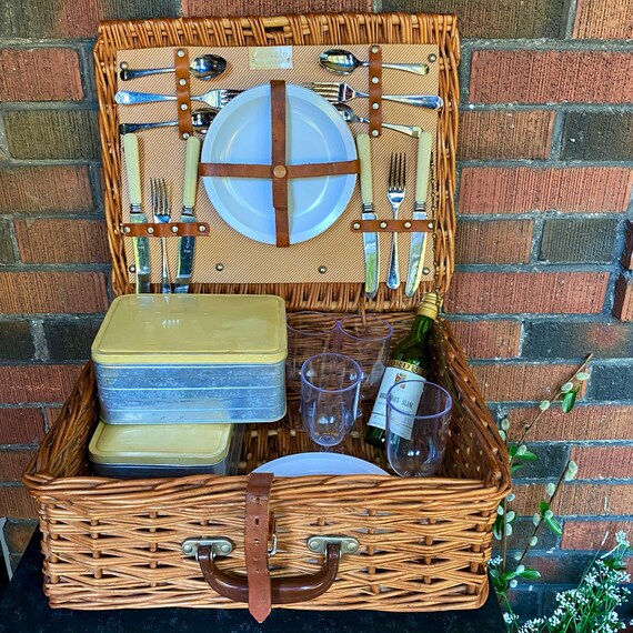 Vintage Picket Basket, English Wicker Basket 1940s