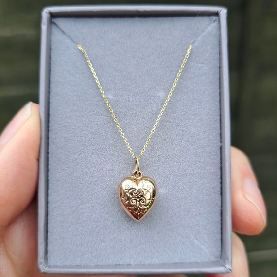 Vintage 9ct Gold Engraved Puffy Heart Charm, 1962 - image 4