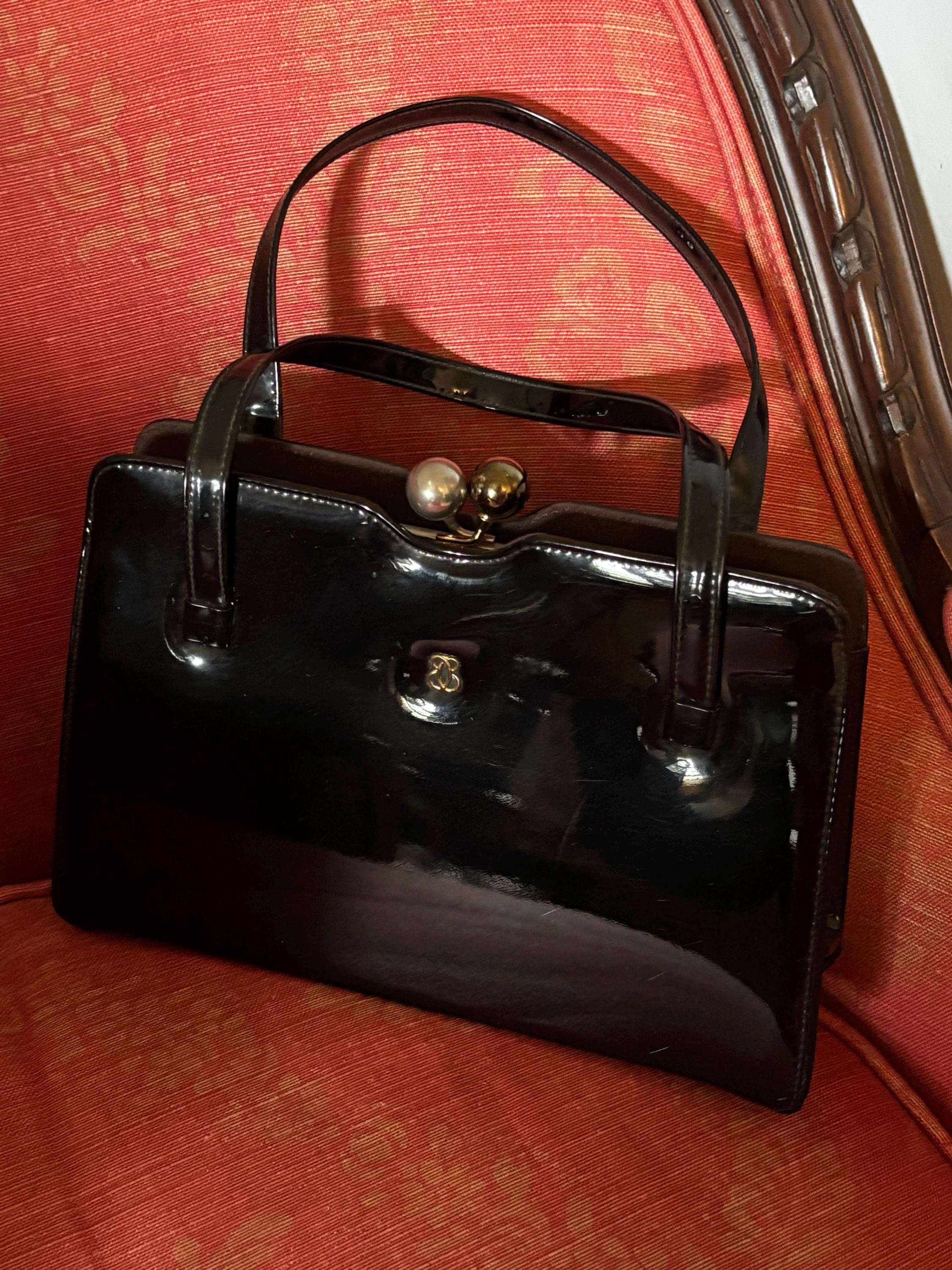 1960s 1970s MCM  vintage black patent purse clutch hand bag