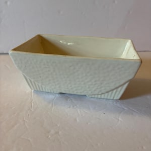 Vintage MCM Hull 75 pottery Planter