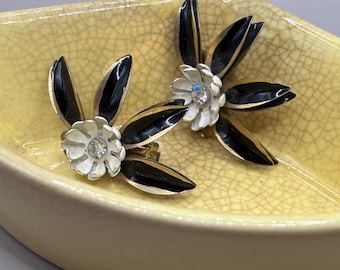 1960s MCM Layered Enamel Black Flower Clip Earrings Rhinestone Centers