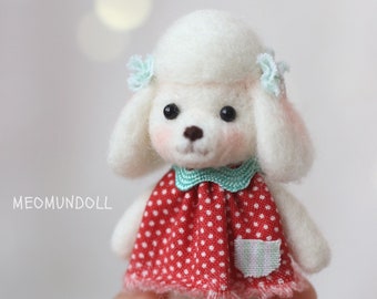 White poodle teddy bear, Blythe’s pet