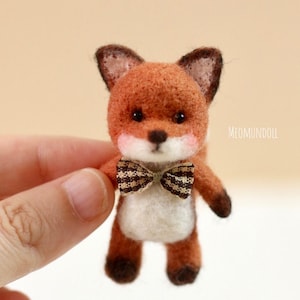 Mini felted fox, Blythe's toy image 1