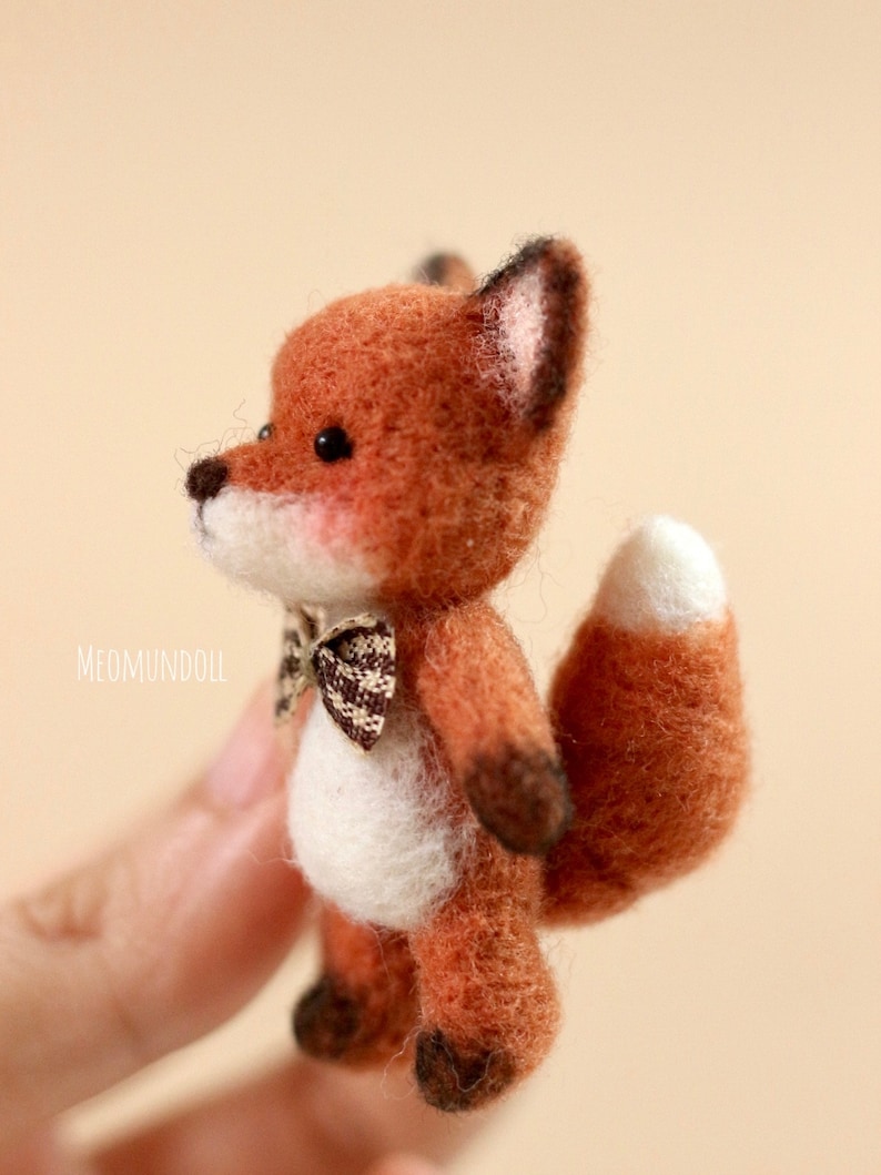 Mini felted fox, Blythe's toy image 3