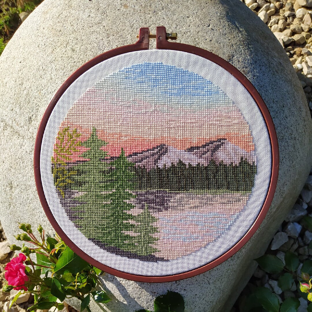 Modern cross stitch pattern. Mountain counted cross stitch | Etsy