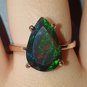 Natural Black Opal Ring 14k Rose gold, Rainbow Opal ring 14k/18k Opal Pear Engagement Ring, Natural Opal Ring, Solitaire Black Opal Big Ring